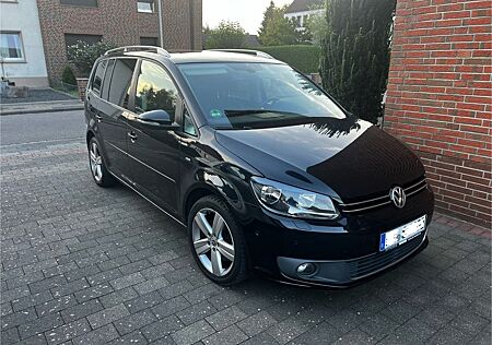 VW Touran Volkswagen 2.0 TDI DSG CUP (fast Highline)