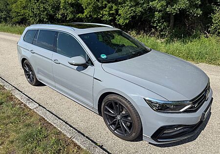 VW Passat Variant Volkswagen 2.0 TDI SCR 147kW DSG Eleganc...
