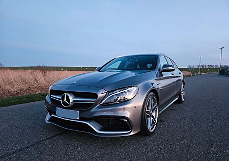 Mercedes-Benz C 63 AMG T Burmester I HUD I 360° I Nano I Perf.