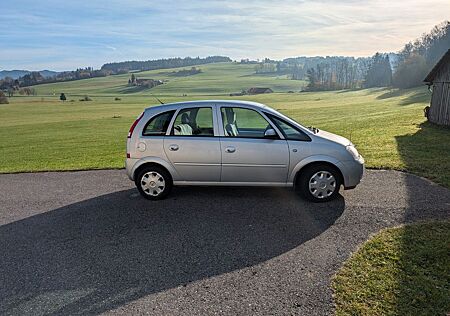 Opel Meriva 1.8 -
