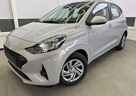 Hyundai i10 COMFORT NAVI RFK PDC TEMPOMAT 1.0 46kW/63...