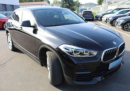 BMW X2 sDrive 18d Advantage +Sportsitz+AHK+DAB+LED+
