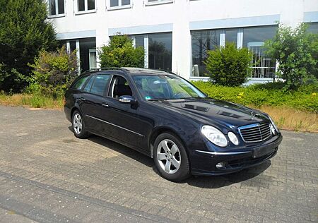 Mercedes-Benz E 320 E 320CDI T-Modell *Avantgarde*Aut*Leder*Navi*1Ha