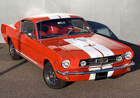 Ford Mustang GT C-Code Fastback