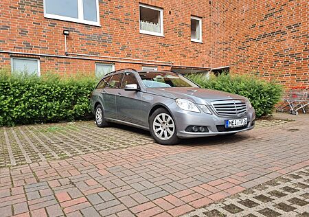 Mercedes-Benz E 250 CDI 4MATIC T B.E. AVANTGARDE Aut. AVAN...
