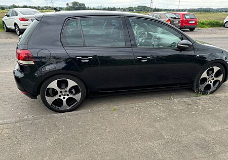 VW Golf Volkswagen 2.0 TDI DSG Highline -R-Line