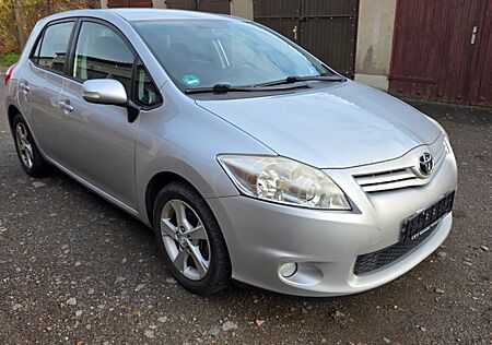 Toyota Auris 1,6 Klima AHK PDC Scheckheft So/Wi