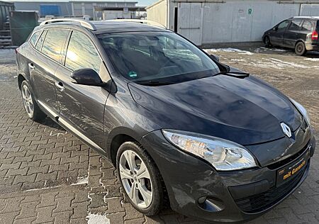 Renault Megane III Dynamique/1 Jahr Garantie- Tüv Neu