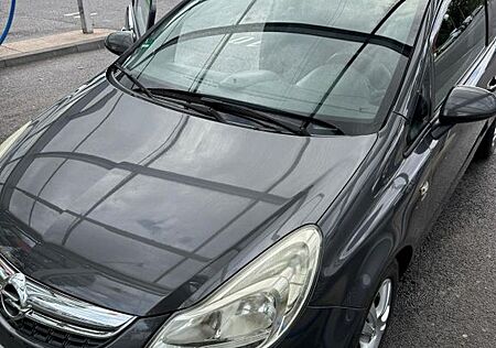 Opel Corsa 1.4 Satellite