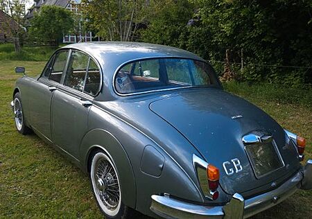 Jaguar MK II