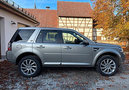 Land Rover Freelander TD4 HSE Winterpaket, 8-fach bereift