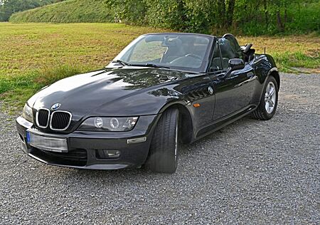 BMW Z3 Roadster 2.2i -neuer TÜV, Spaß pur!