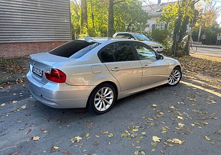 BMW 320d -