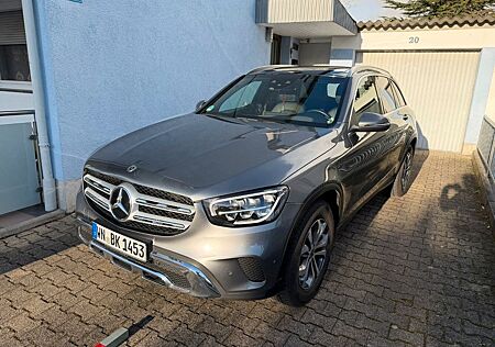 Mercedes-Benz GLC 220 d 4MATIC Automatik Panorama AHK Facelift