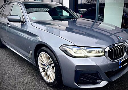BMW 530d xDrive Touring - A.