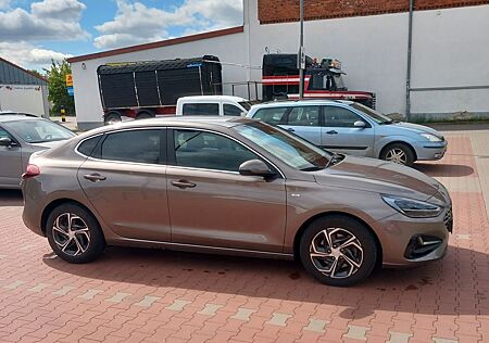 Hyundai i30 1.5 T-GDI Hybrid Prime DCT Fastback Prime