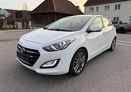 Hyundai i30 blue Style