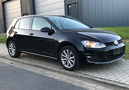 VW Golf Volkswagen VII Lim. Lounge BMT