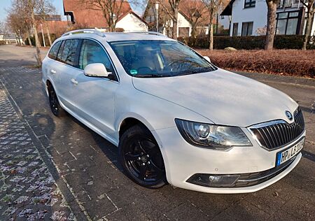 Skoda Superb 2.0 TDI 125 Green t DSG 4x4 Excl. Com...