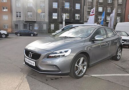 Volvo V40 Momentum-Style-