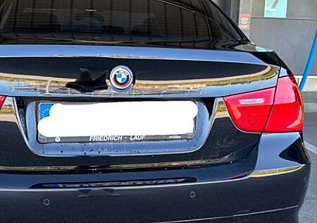 BMW 318i -