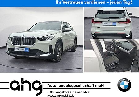 BMW iX1 xDrive30 Adaptives Fahrwerk Sitzhzg. Vorn