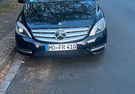 Mercedes-Benz B 180 CDI DCT -