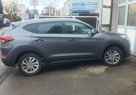 Hyundai Tucson 2.0 CRDi 100kW Style 4WD Style