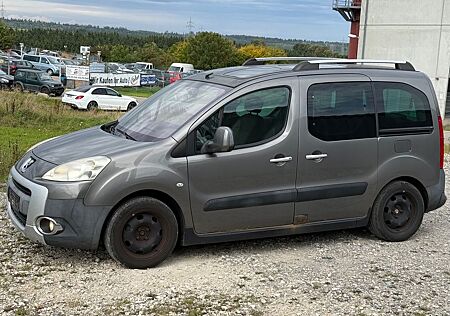 Peugeot Partner Tepee 1.6 *KLIMA*GLASDACH*5.SITZER*AHK*