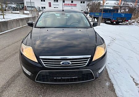 Ford Mondeo 2,0 Ghia Ghia