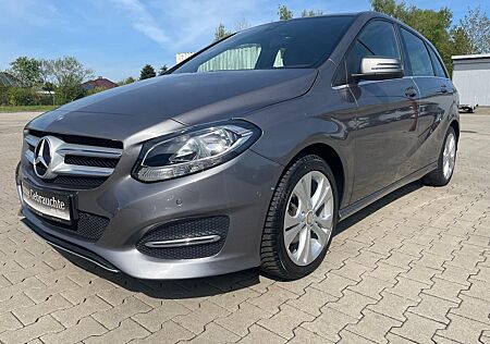 Mercedes-Benz B 180 Urban AHK Spiegel-Pa. Tempomat Klimaauto.