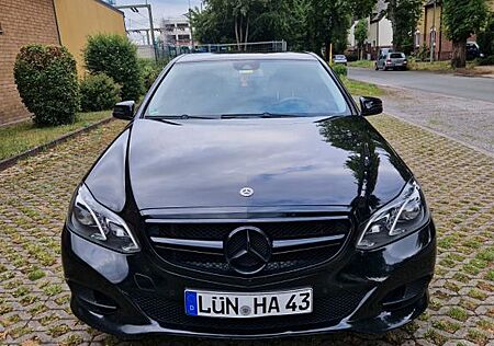 Mercedes-Benz E 220 BlueTEC BlueEFF. Edition Autom. Edition