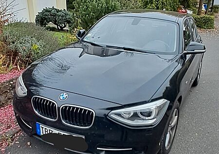 BMW 116d EfficientDynamics Edit. Sport Line Spor...