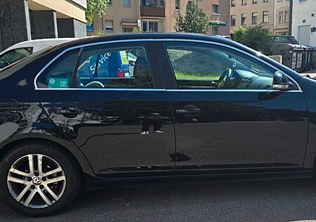 VW Jetta Volkswagen 1.4 TSI 103 kW Sportline