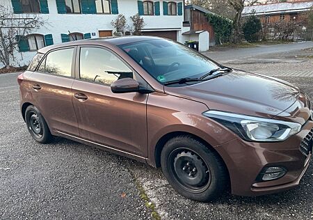 Hyundai i20 1.0 T-GDI 74kW Trend Trend