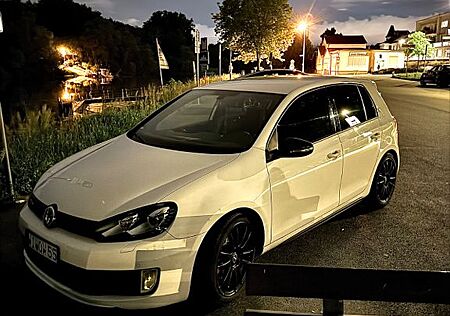 VW Golf Volkswagen 2.0 TSI DSG GTI GTI