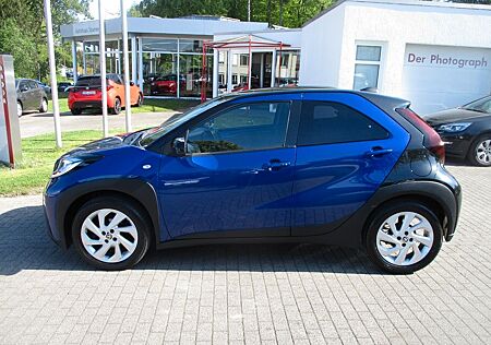 Toyota Aygo (X) Aygo (X) 1.0-l-VVT-i Pulse S-CVT,Navigation