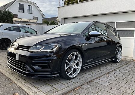 VW Golf Volkswagen 7.5 R 2.0 TSI DSG 4MOTION