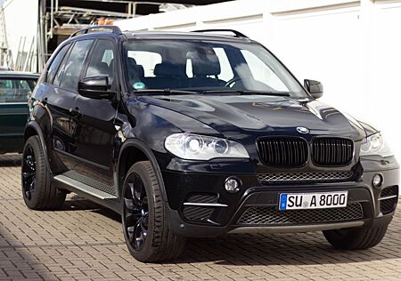 BMW X5 xDrive40d - M Paket, Motor Neu