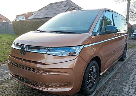 VW T7 Multivan Volkswagen 2.0 TDI DSG Style Lang Pano AHK STH