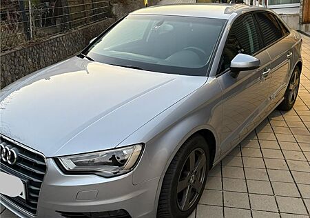 Audi A3 Limousine 2.0 TDI quattro | Sitzhzg | MM