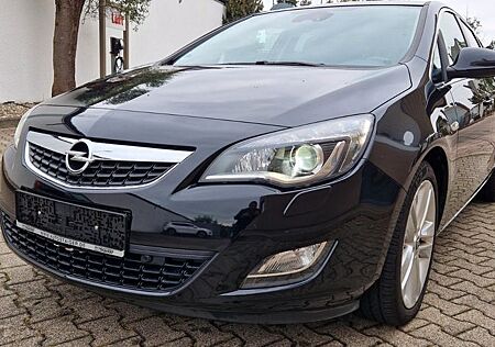 Opel Astra J Lim. 5-trg. Innovation