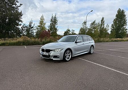 BMW 330d xDrive Touring M Sport Shadow Auto. M S...