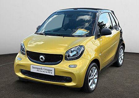 Smart ForTwo cabrio passion 66 kW EINPARKHILFE*SHZ*