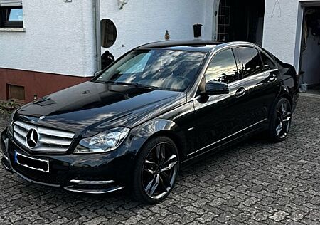 Mercedes-Benz C 200 BlueEFFICIENCY AVANTGARDE AVANTGARDE
