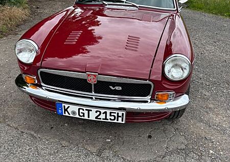 MGB GTV 8