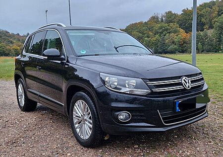 VW Tiguan Volkswagen 1.4 TSI BlueMotion Tec CUP Sport & St...