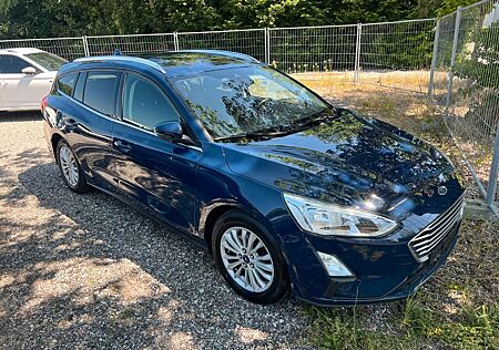 Ford Focus Turnier Titanium