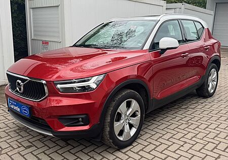 Volvo XC 40 Momentum 2WD 1HD PANO CAM NAVI APPLE