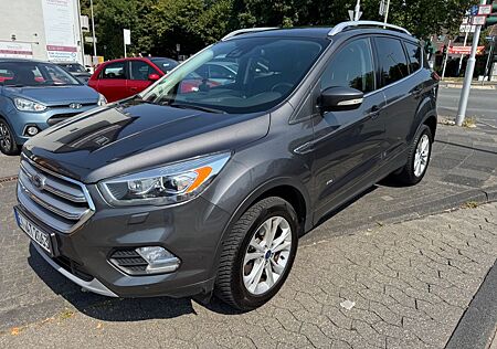 Ford Kuga KugaTitanium 2.Hd.,Navi,Automatik,132KW,4x4,Voll